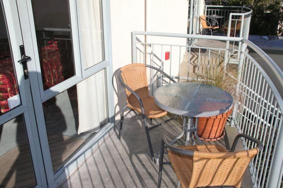 1-Bedroom Family Unit - Upstairs
